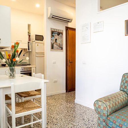 Bilocale Verde Umbria Montecastrilli ภายนอก รูปภาพ